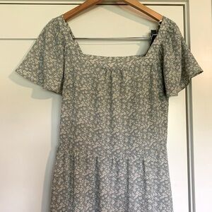 Women’s floral dress